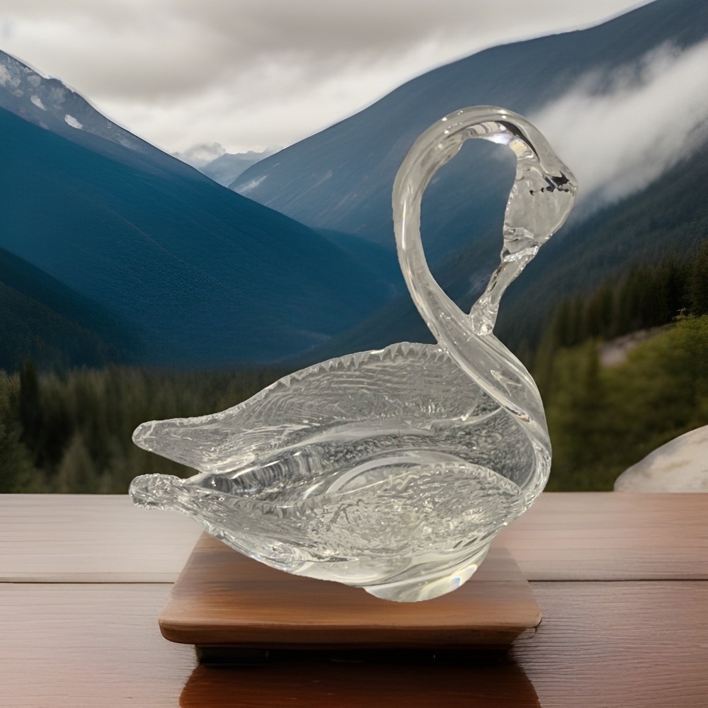 Vintage Cavan Ireland Crystal Swan candy dish